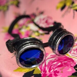 Silver Blue lens steampunk desert sand goggles festival costume pilot sunglasses